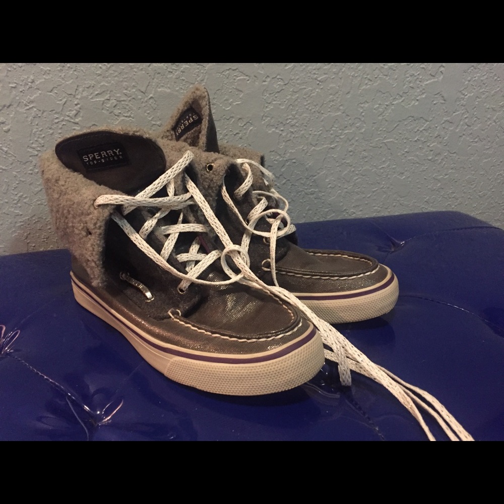 Sperry hi top shoes